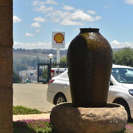 Protea Hotel By Marriott Harrismith Montrose Exterior foto