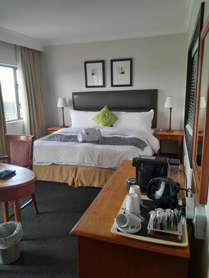 Protea Hotel By Marriott Harrismith Montrose Exterior foto